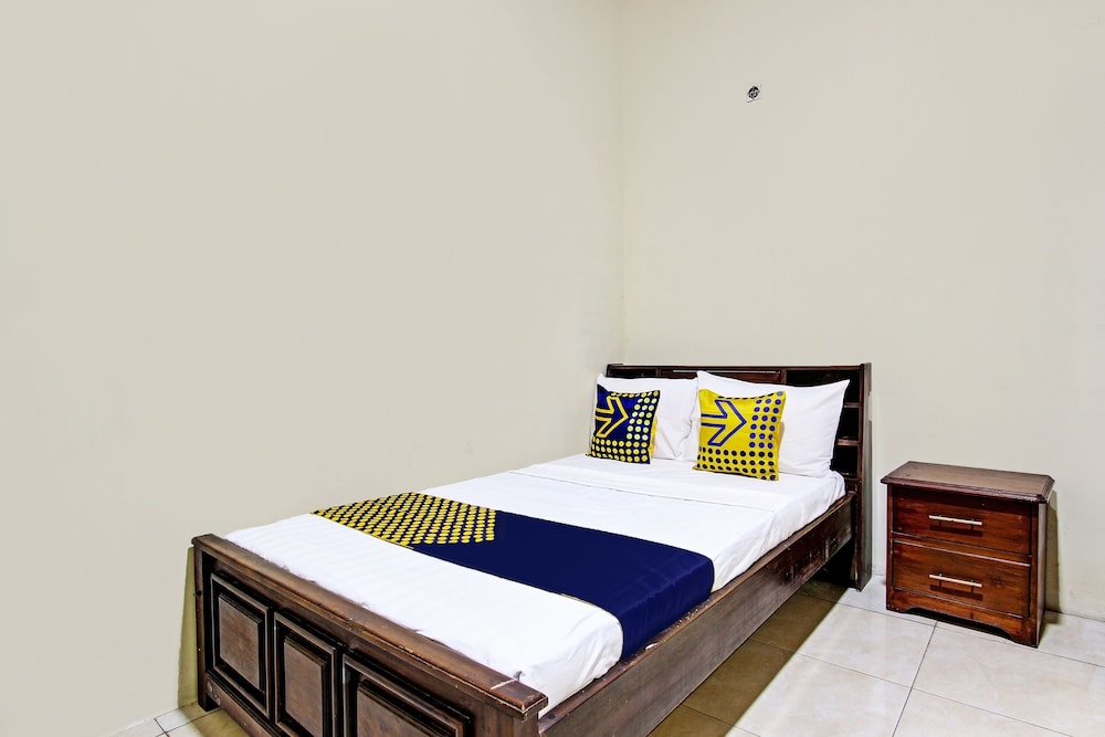 Economy Double Room photo 3