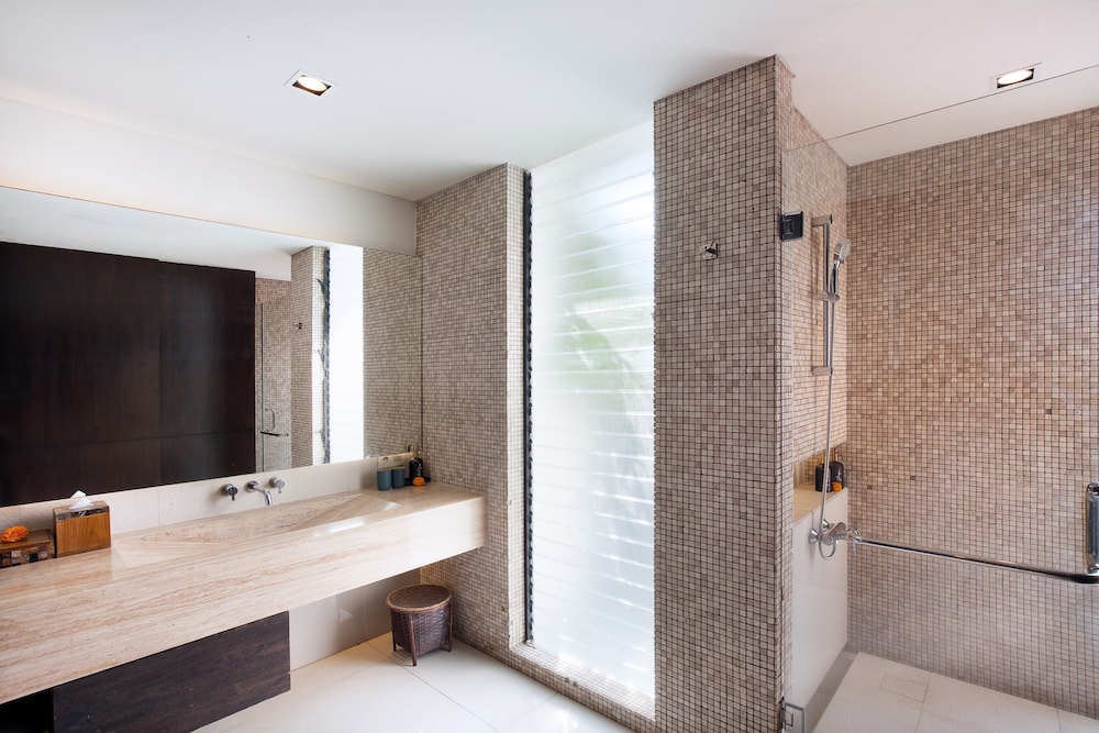 Seminyak Suite Double - Photo 15