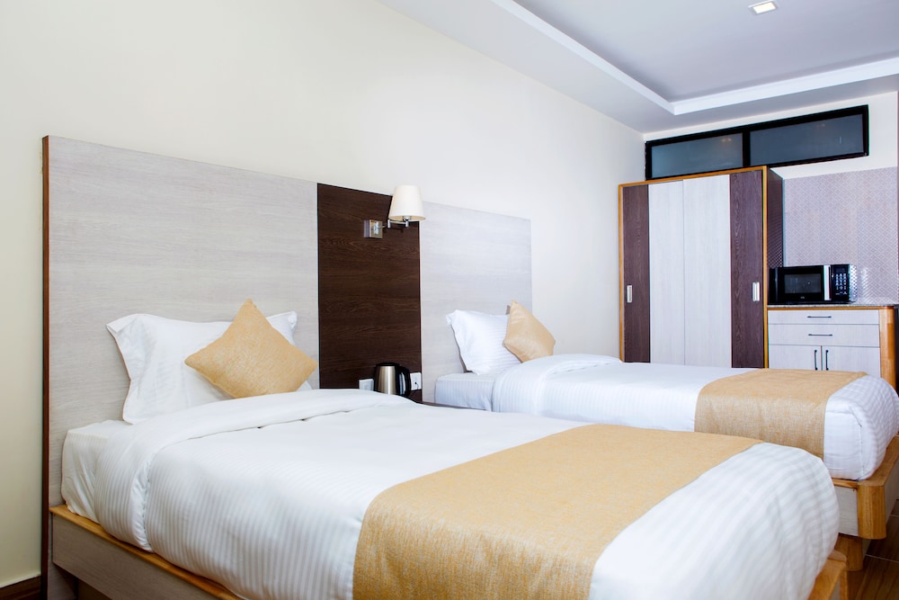 Standard Double or Twin Room photo 3