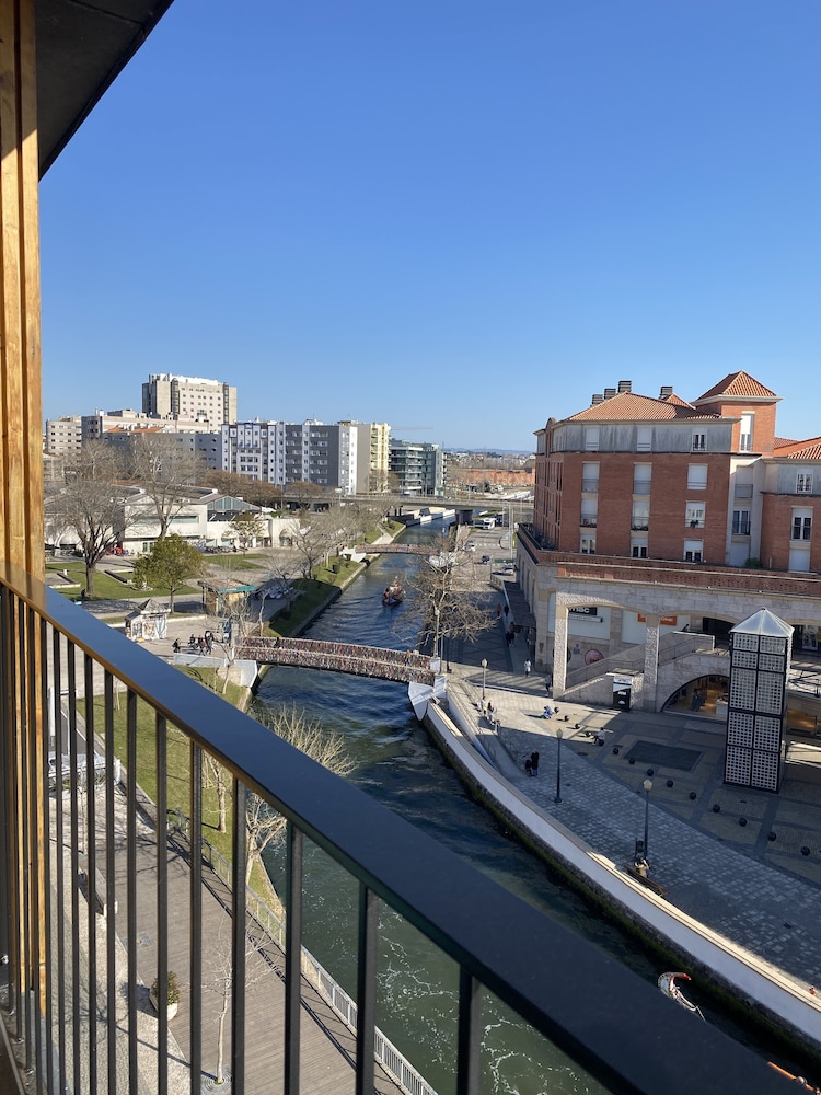 Deluxe Apartment, 1 Bedroom, River View (4 pax) - Photo 10