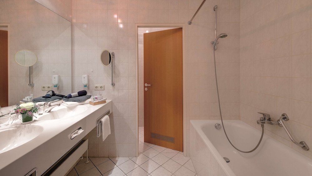 Suite, 1 Double Bed, Kitchenette (Cozy Sitting Corner) - Photo 6