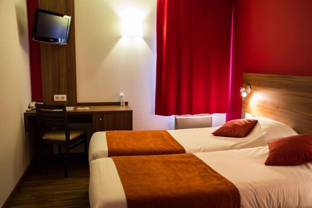 Standard Double Room, 1 Double Bed, Non Smoking photo 2