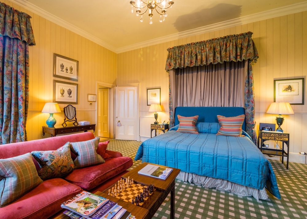 Double or Twin Room (Large) photo 3