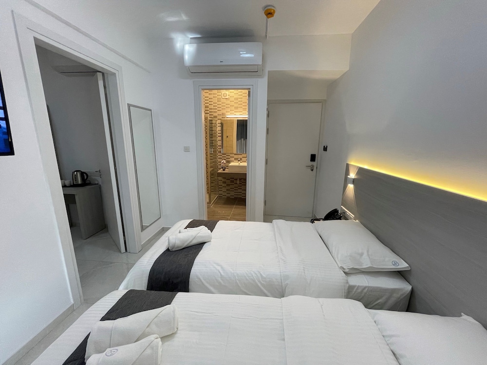 Standard Suite, 2 Bedrooms, Connecting Rooms - Photo 5
