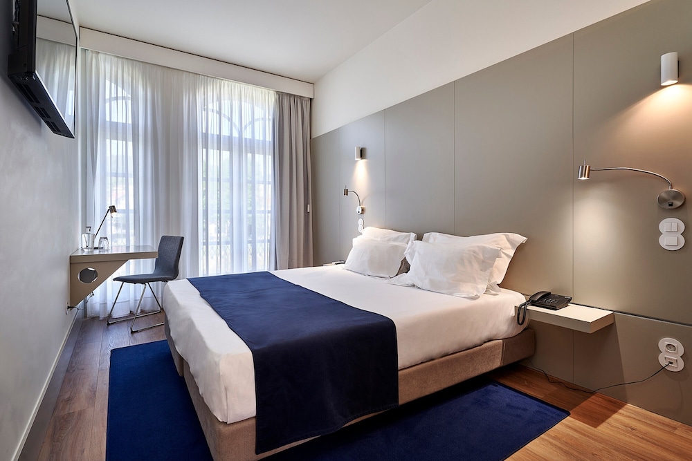 Signature Double or Twin Room