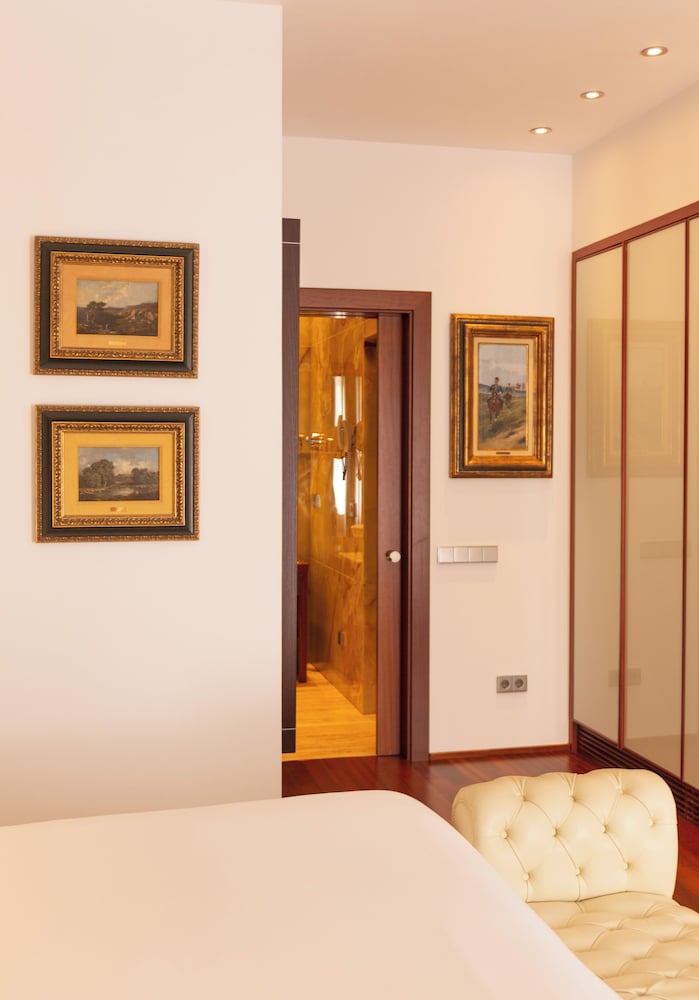 Grand Suite, Terrace, Partial Sea View Grand Suite, Terrace, Partial Sea View
