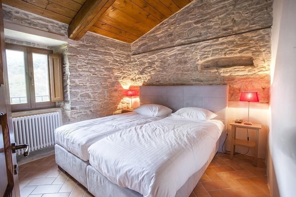 Family Apartment, 2 Bedrooms, Hill View photo 2