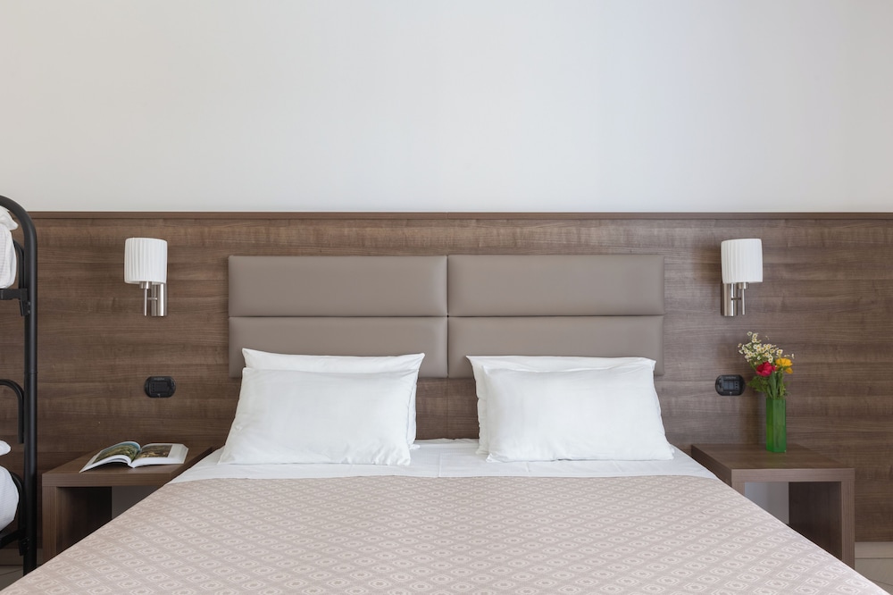 Superior Quadruple Room photo 3