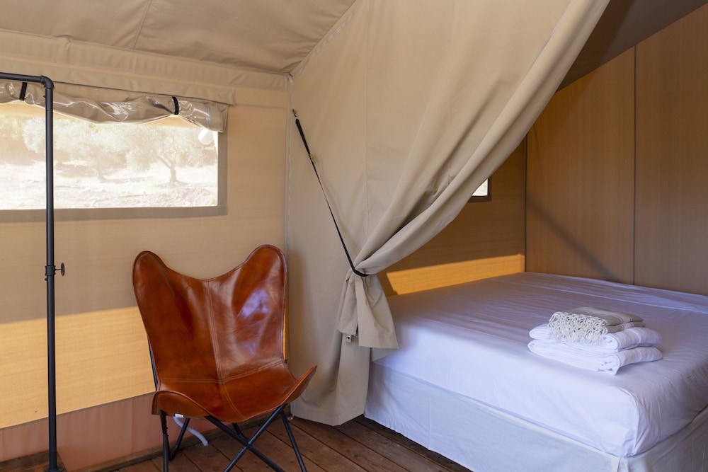 Deluxe Room, Private Bathroom ( Tenda Lusso Bagno Comet) - Photo 7