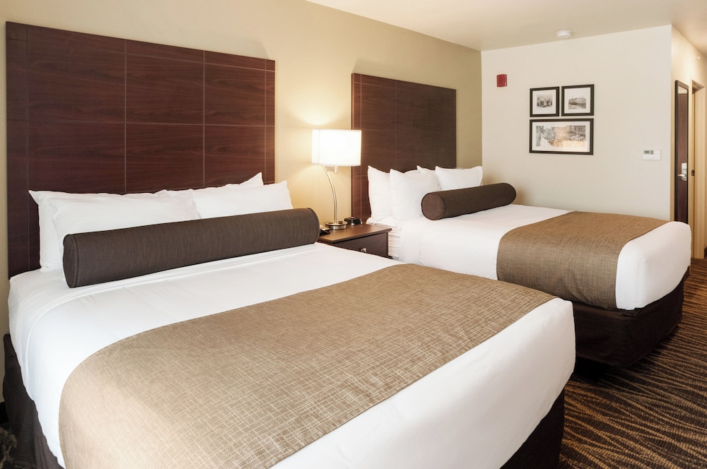 Accessible Room, 2 Queen Beds, Roll in Shower, Non Smoking photo 3
