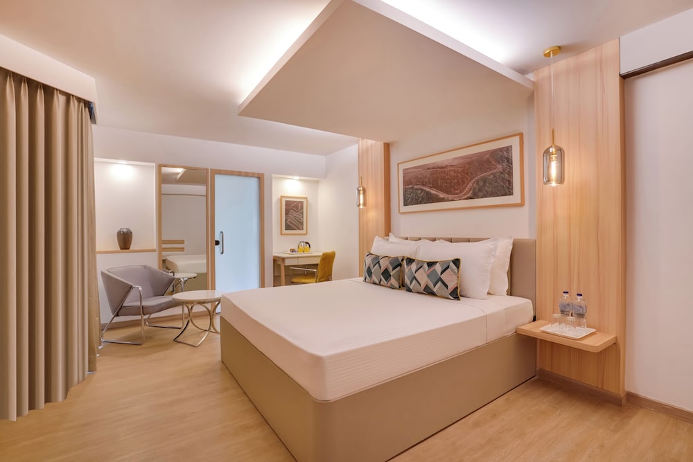 Executive Room