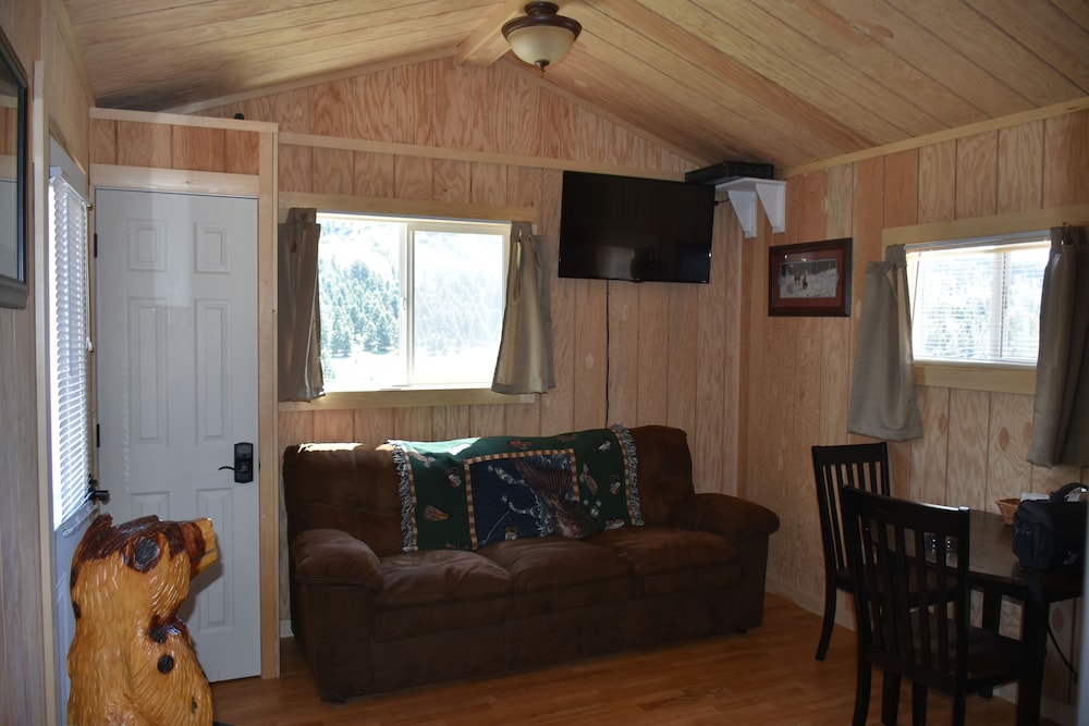 Cabin, 1 Bedroom, Kitchen, Mountain View photo 2