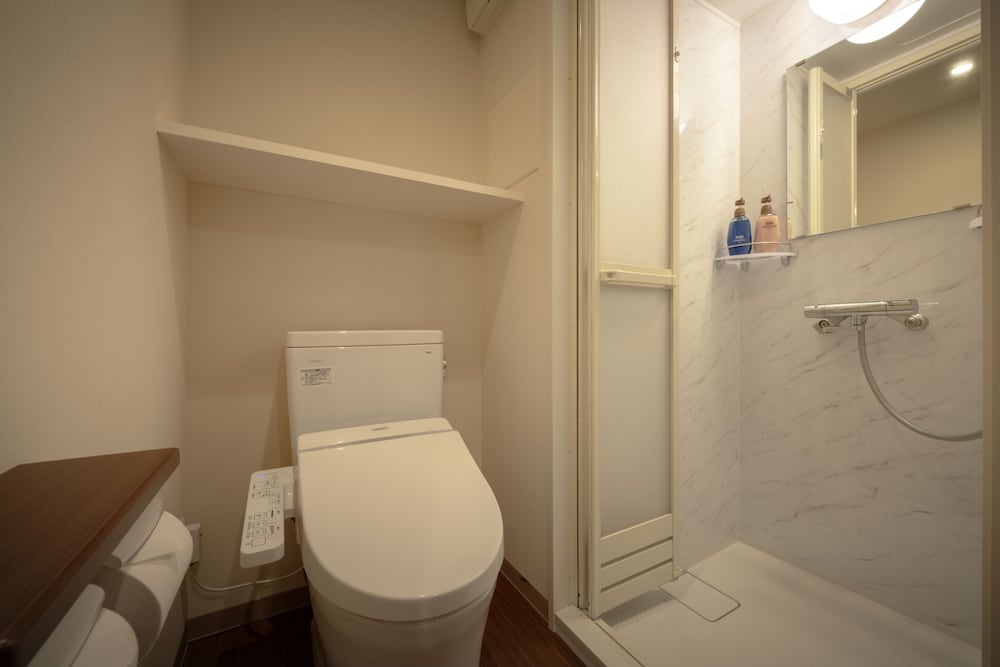 Moderate Double Room, Non Smoking - Photo 5