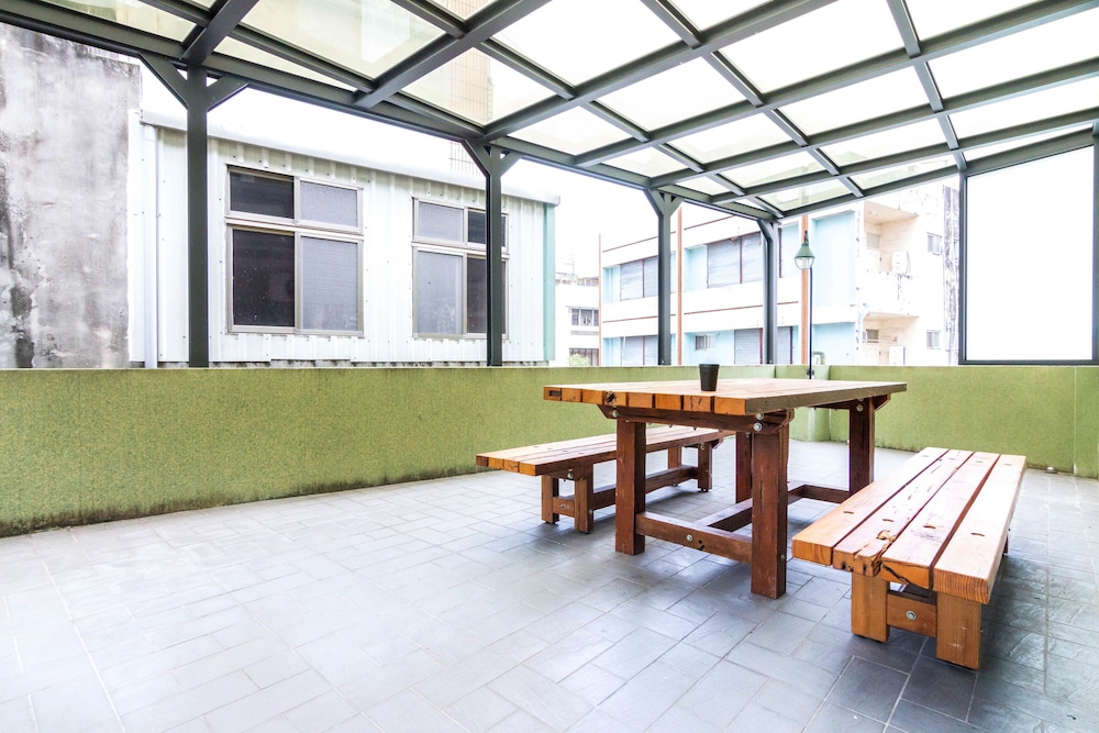 Double Room, Patio - Photo 7