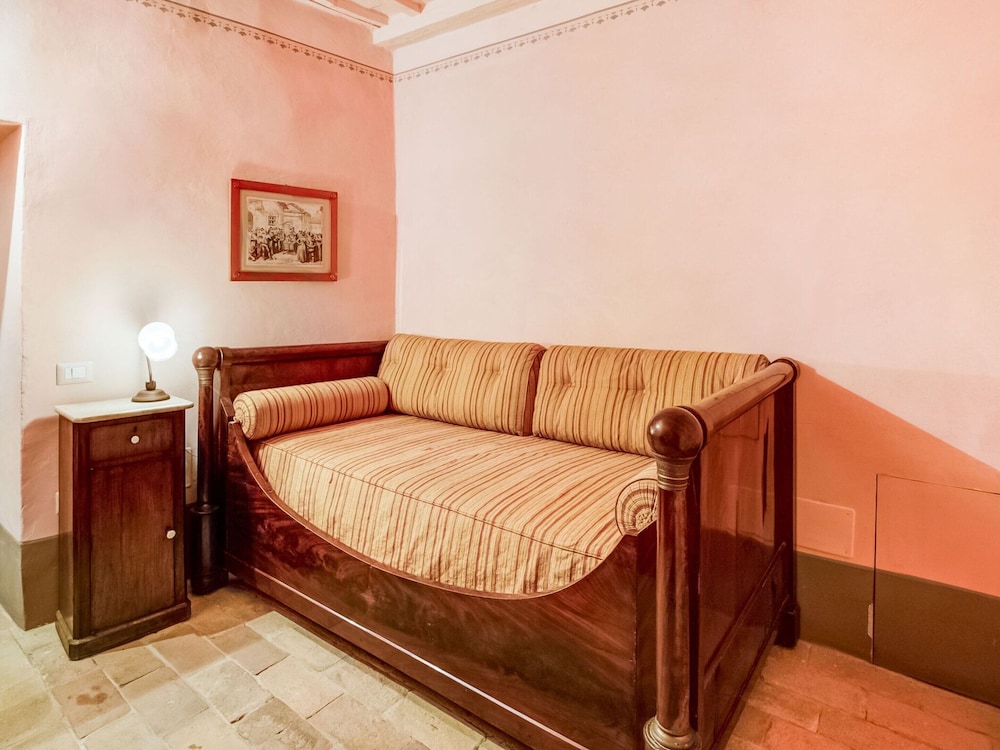 Villa photo 2