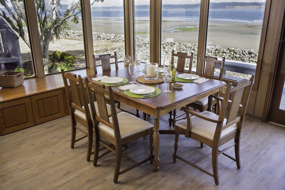 House, 3 Bedrooms, Sea View photo 2