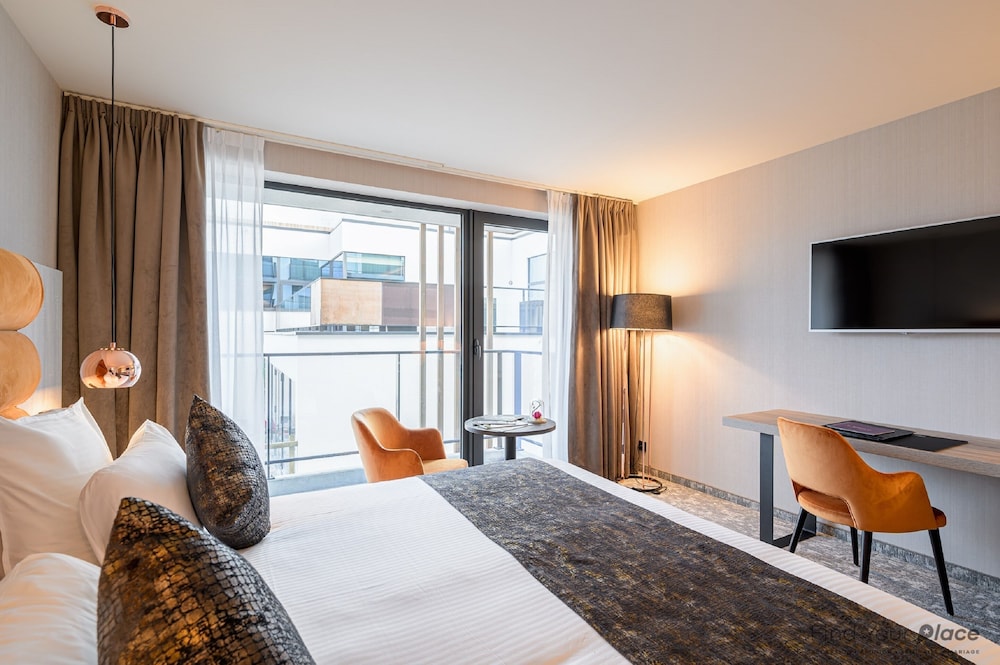 Executive Room - Photo 2