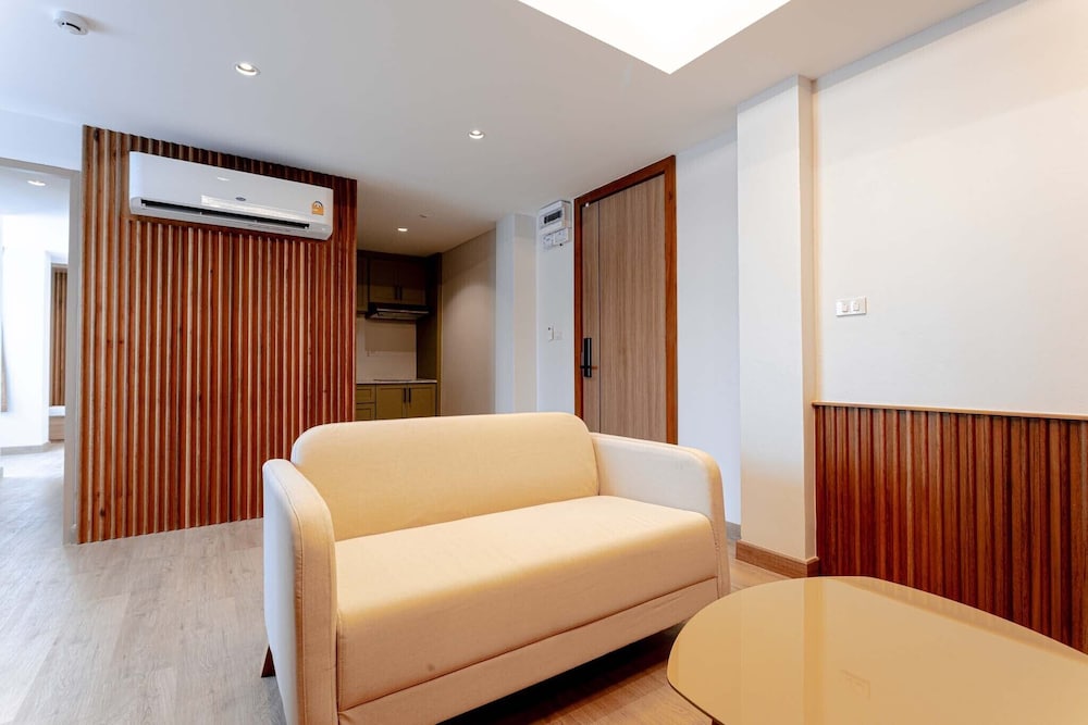Two Bedroom Suite - Photo 4