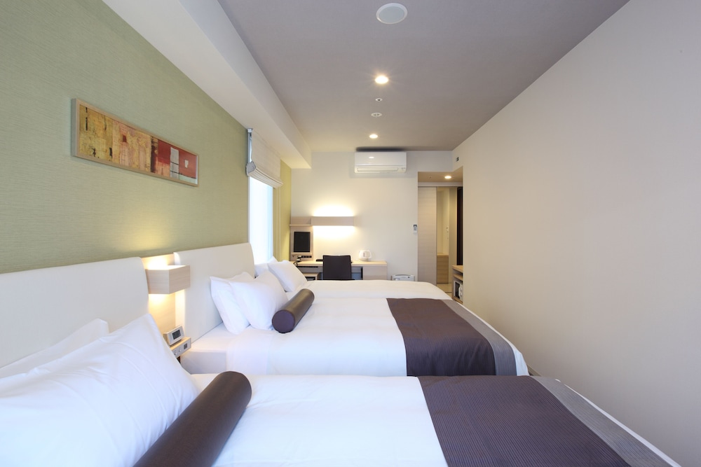Twin Room A, 22sqm, Non Smoking (For 3 Guests) photo 2