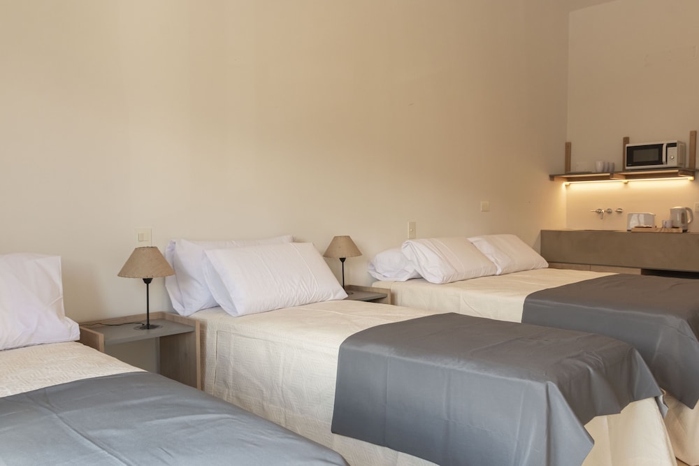 Deluxe Quadruple Room photo 3