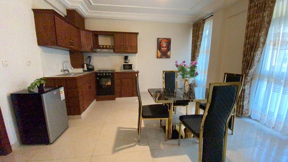 Deluxe Suite, City View photo 2
