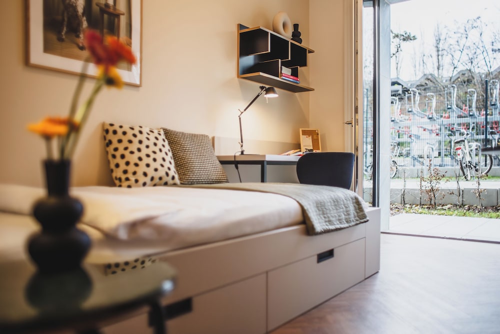 Design Studio, 1 Queen Bed, Terrace, City View photo 3