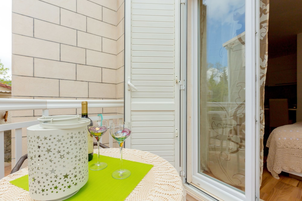 Double Room, Balcony, Garden View