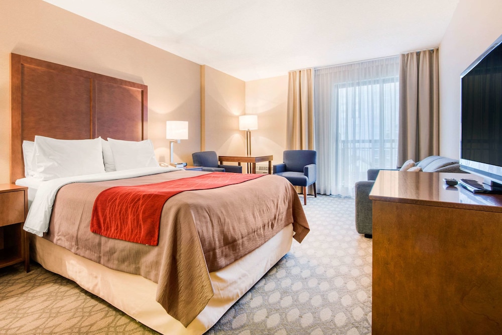 Standard Room, Non Smoking, River View - Photo 1
