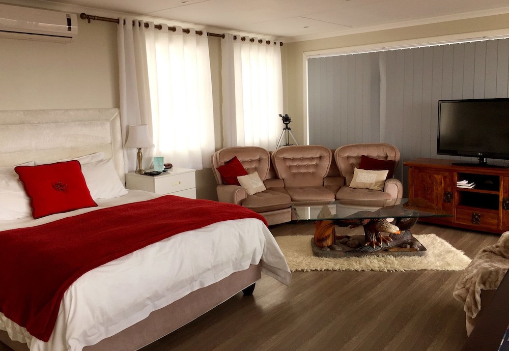 Honeymoon Double Room photo 1