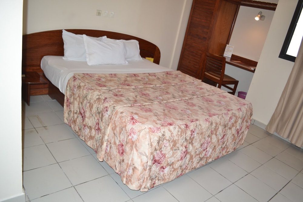 Standard Room photo 2
