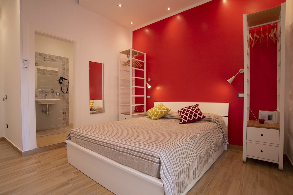 Double Room (Vanvitelli)