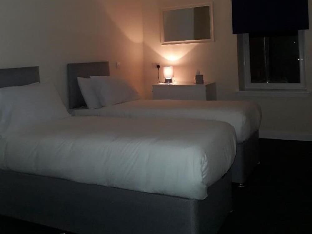 Double or Twin Room, Ensuite photo 3