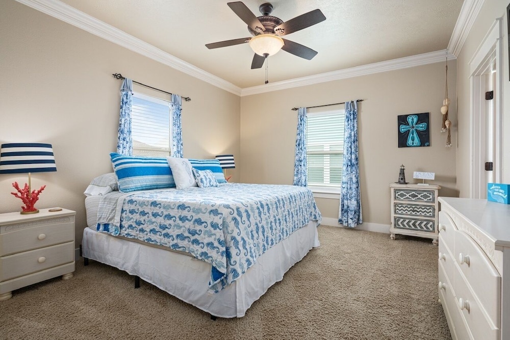 House, 2 Bedrooms photo 1