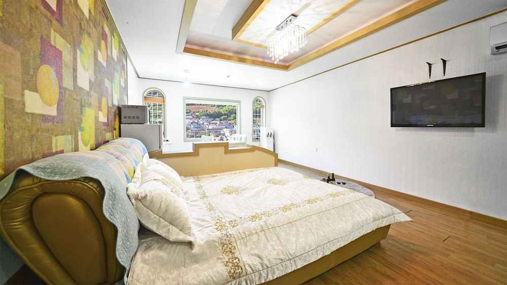 Basic Room, 1 Bedroom (Camomile 207) - Photo 4