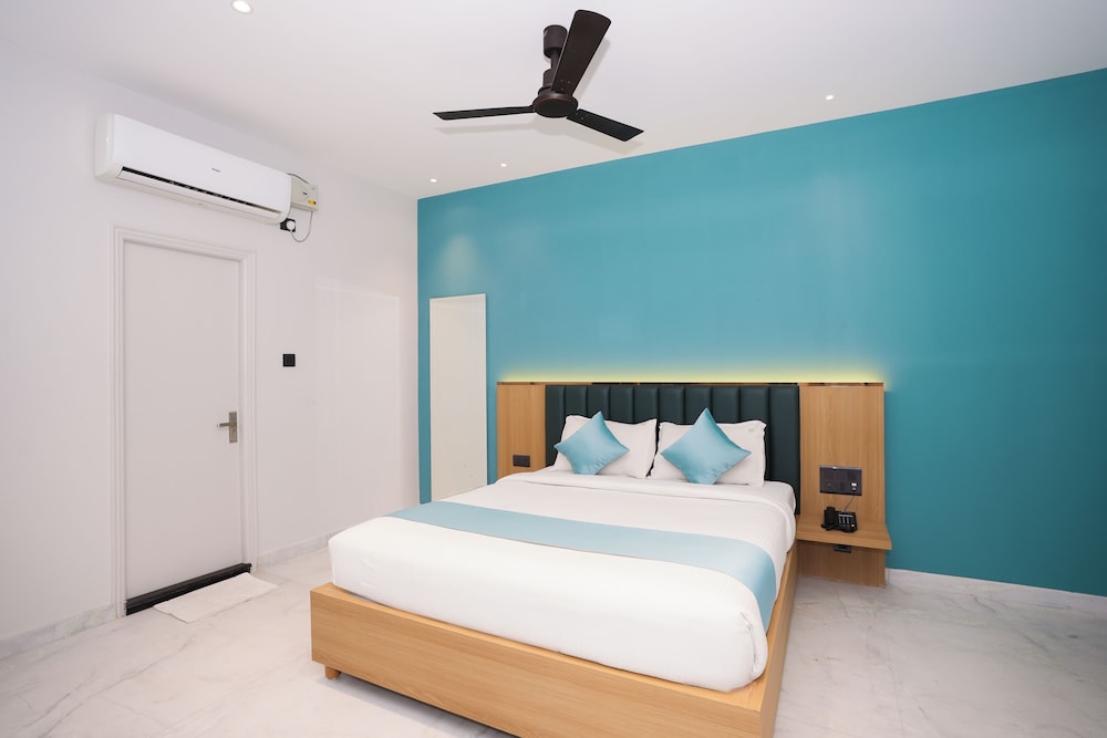 Deluxe Double or Twin Room, City View