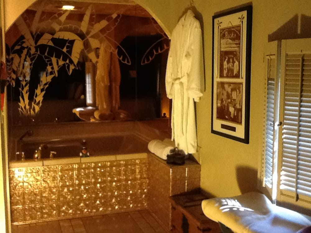 Standard Cabin, Private Bathroom (Casablanca) photo 2