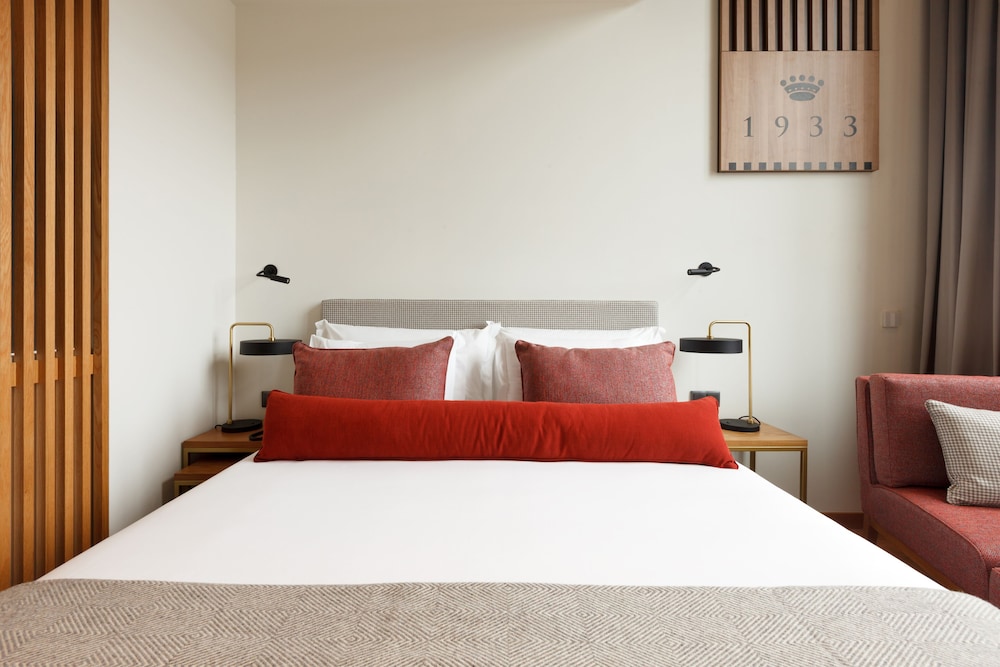 Superior Suite (Duplex) thumbnail 5