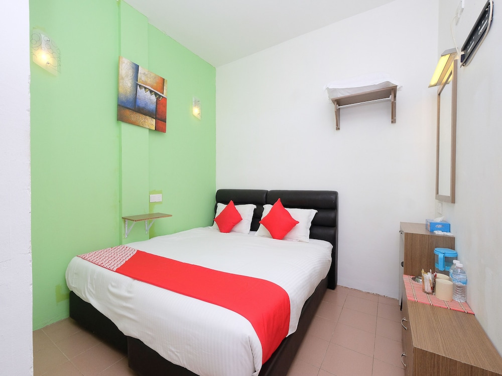 Deluxe Triple Room photo 2