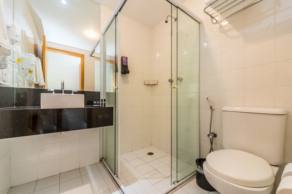 Standard Double Room - Photo 7