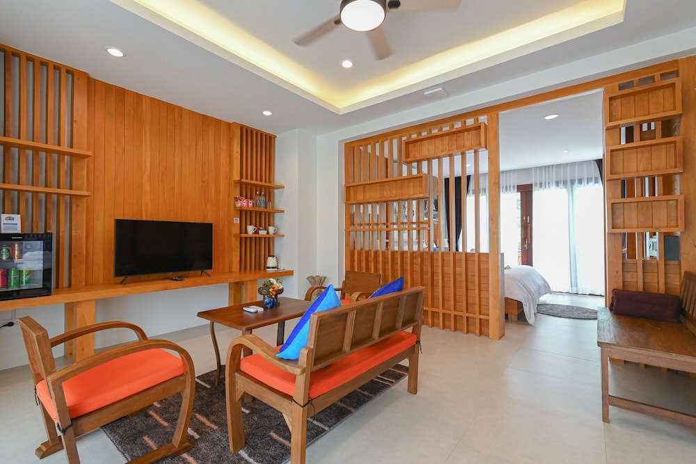 2 Bedroom Jacuzzi Villa - Photo 16