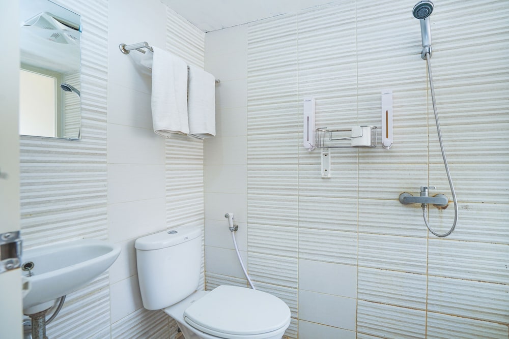 Standard Double Room - Photo 21