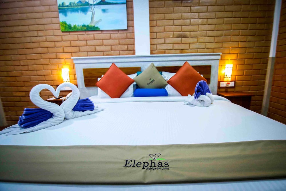 Deluxe Triple Room photo 3