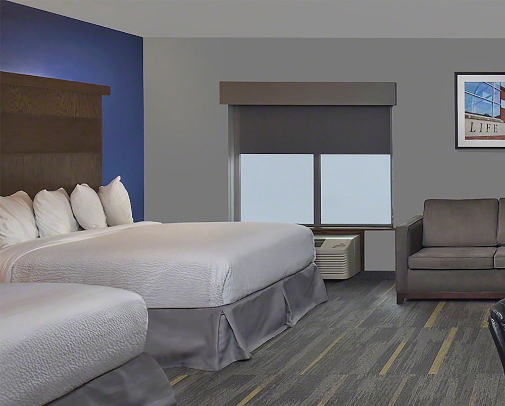 Room, 2 Queen Beds, Bathtub photo 3
