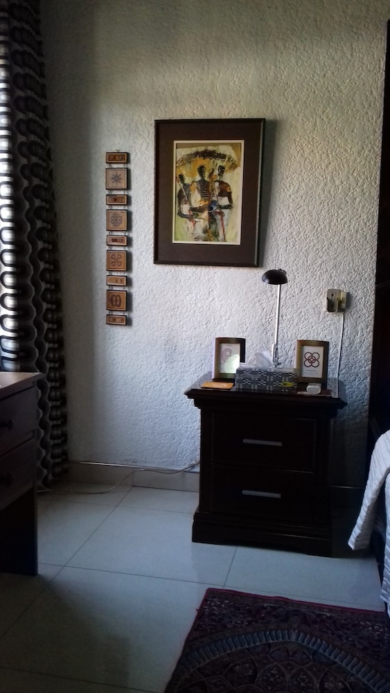Signature Room (Pottery) photo 2