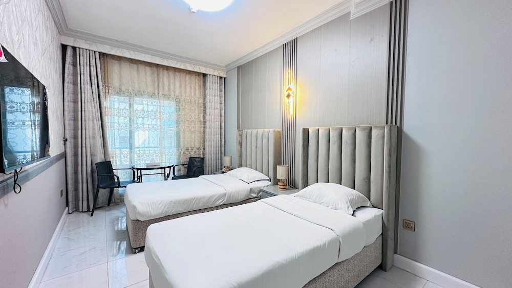 Standard Double Room, 2 Twin Beds photo 1