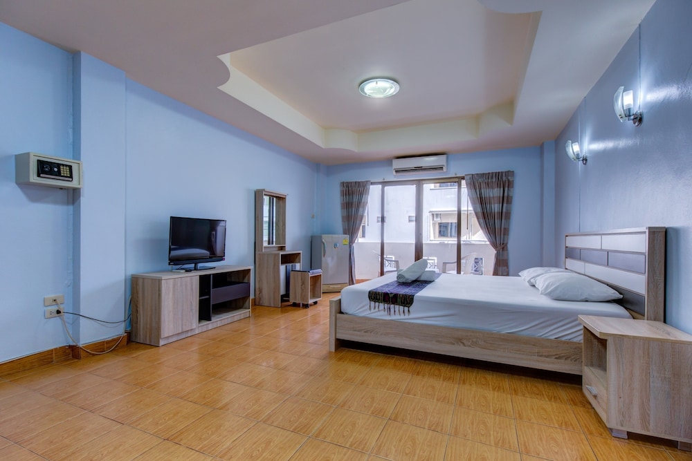 room photo