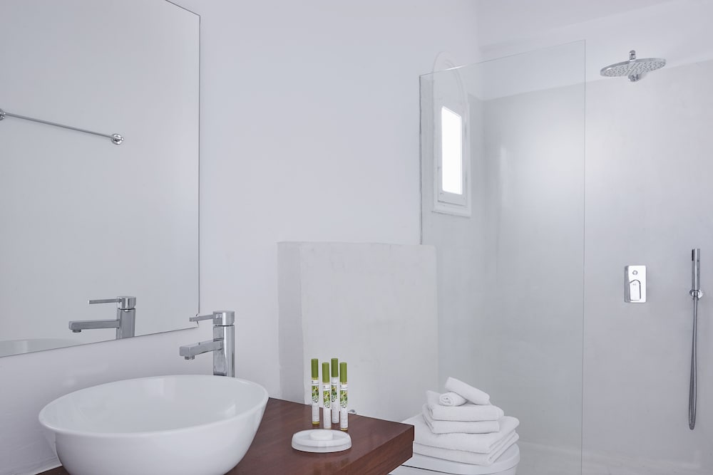 Senior Suite, Sea View - Photo 2