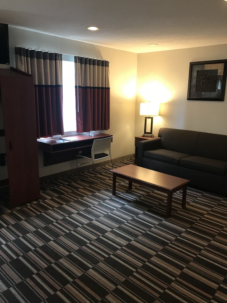 Studio Suite, 2 Queen Beds, Non Smoking - Photo 2