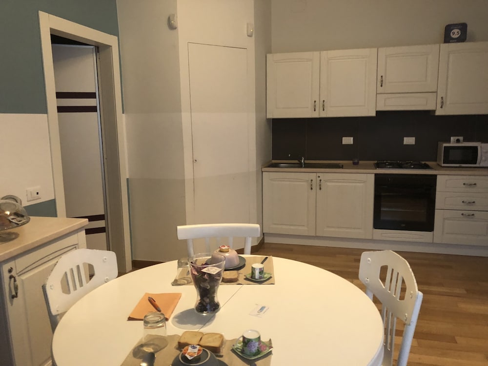 Deluxe Apartment, City View photo 3