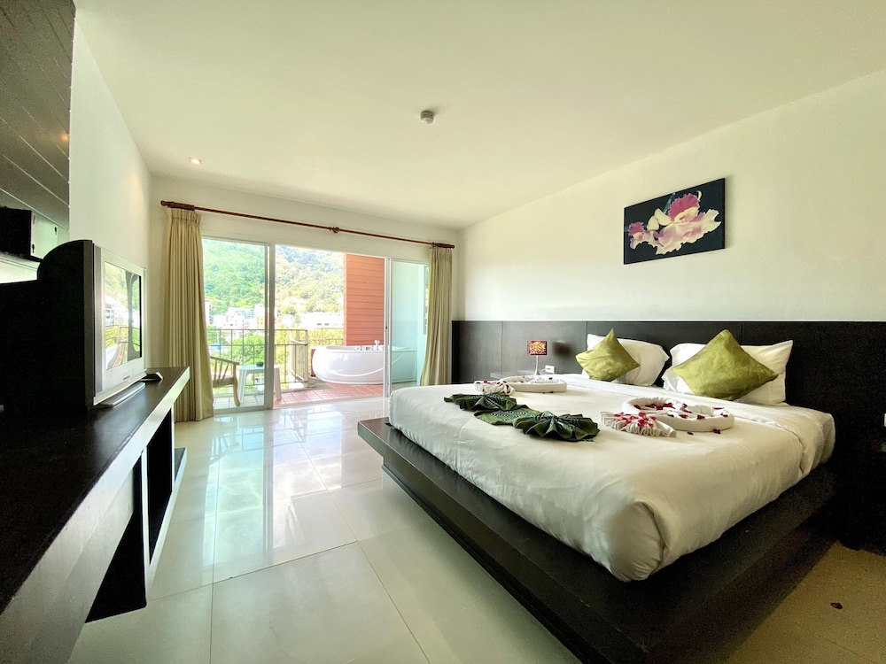 Deluxe Double Room - Photo 19